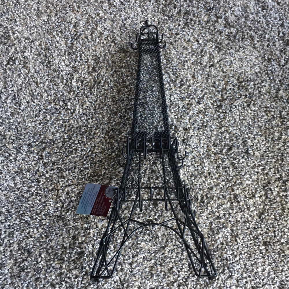 Eiffel Tower Jewelry Holder